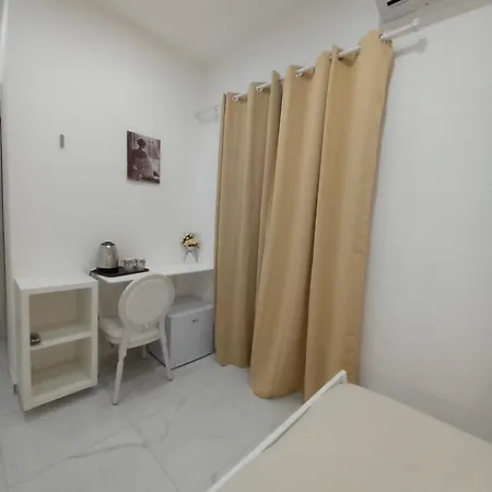 بيت ضيافة Mammarosa Ortigia, Historic Of 3*